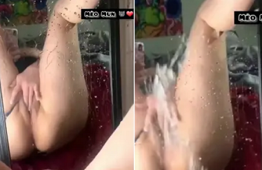 Móc bím bắn nước